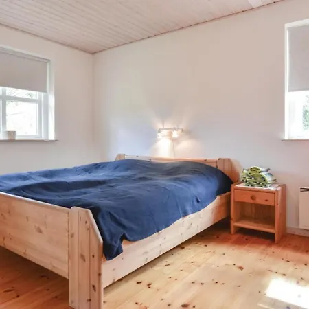 Three-bedroom Holiday In * Vig